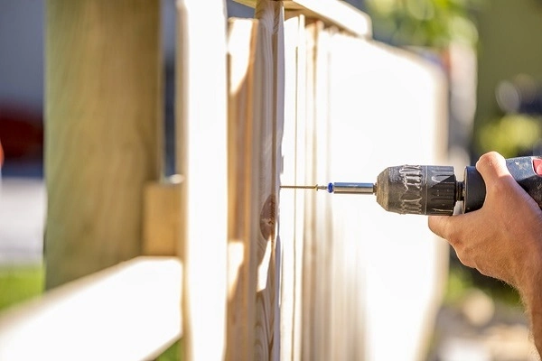 Fence Repair