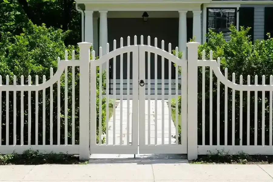 Key Factors To Consider Before Installing A Gate in Jacksonville, FL